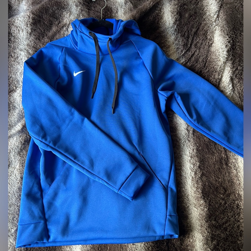 Nike Men’s Therma Pullover Hoodie